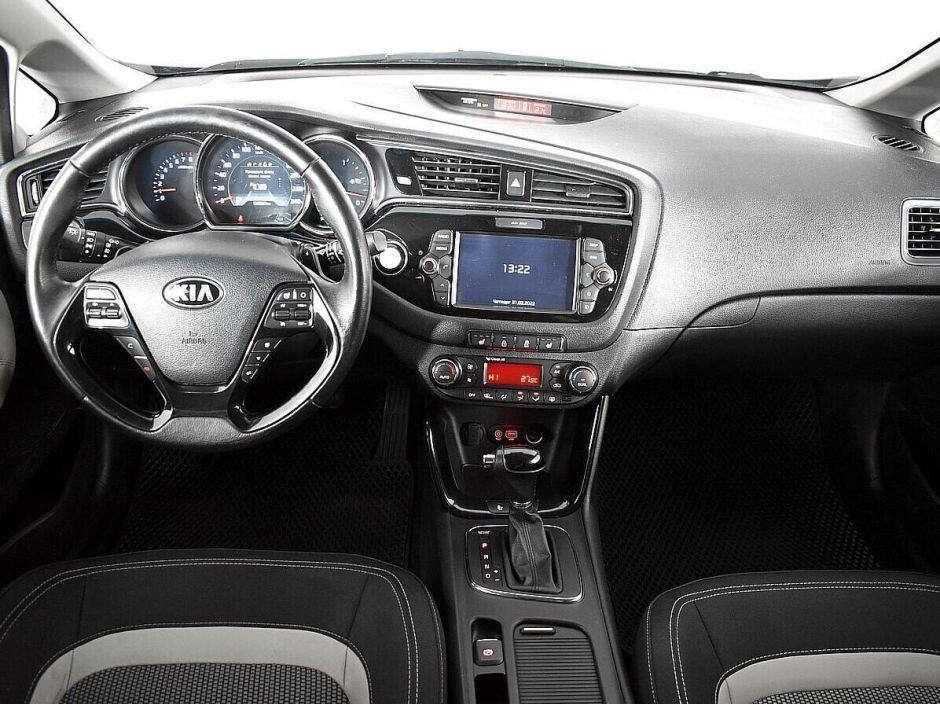 Kia Ceed 1.6 РКПП, 2016, 86 000 км фото 5