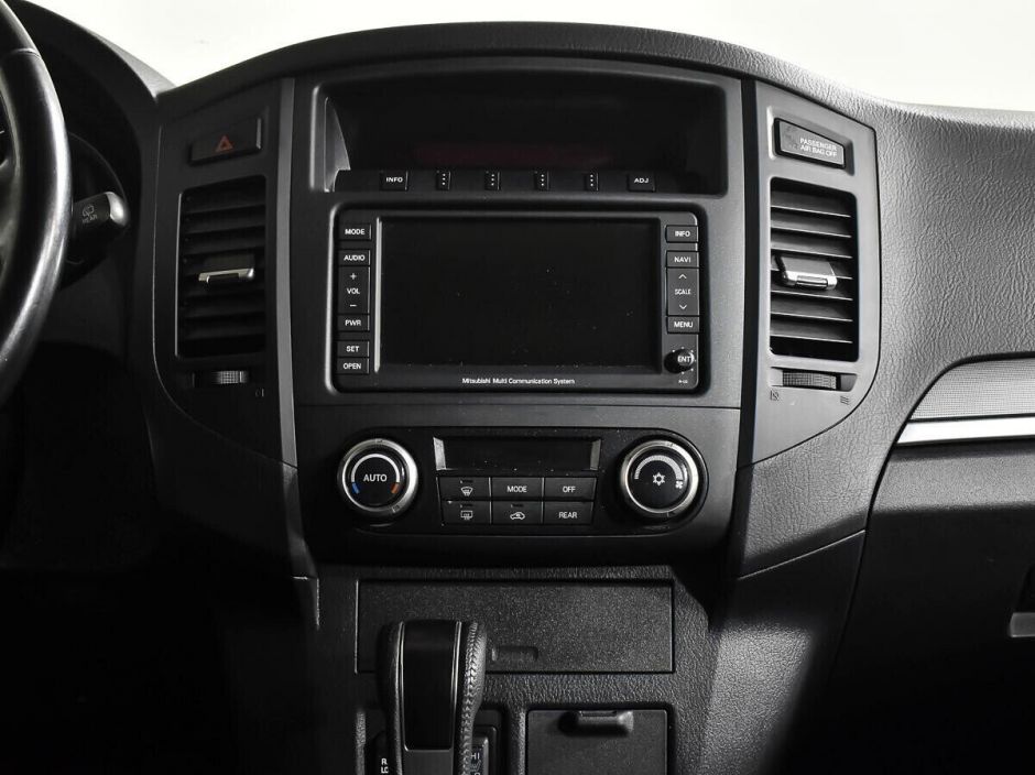 Mitsubishi Pajero 3.2 АКПП, 2011, 143 000 км фото 9