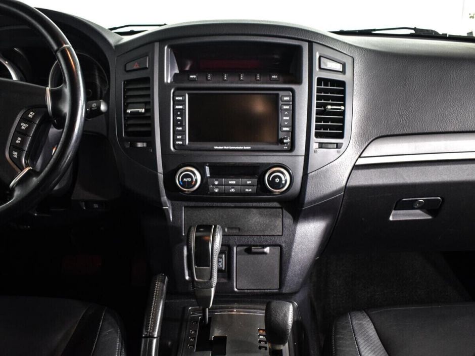 Mitsubishi Pajero 3.2 АКПП, 2011, 154 000 км фото 5