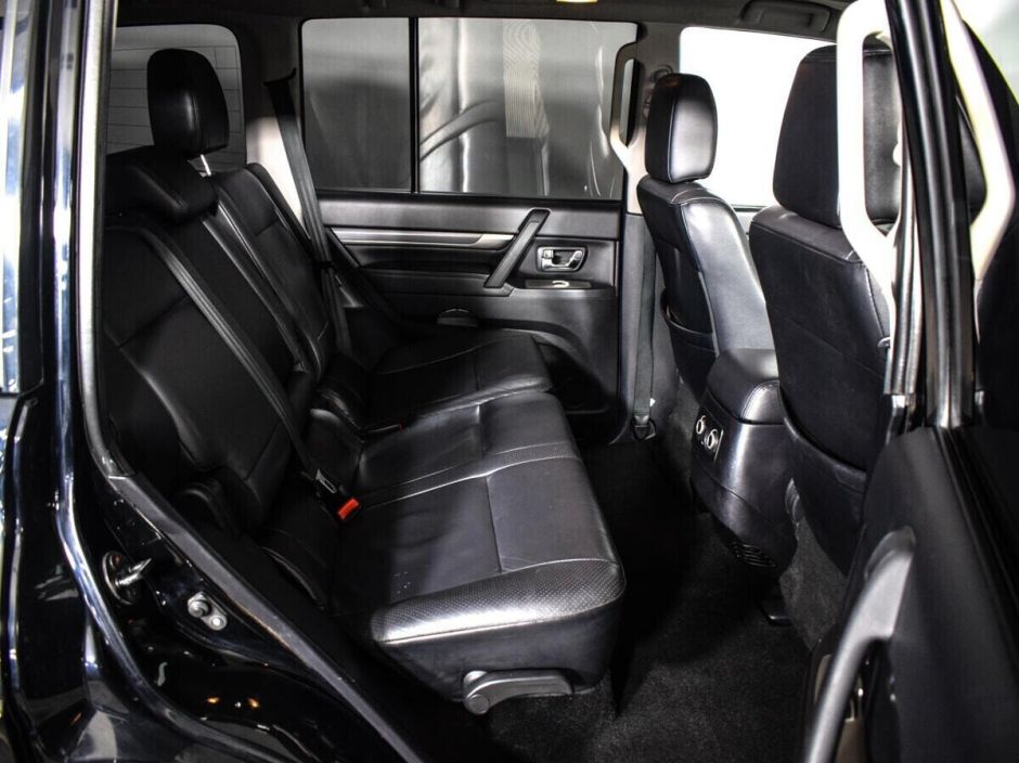 Mitsubishi Pajero 3.2 АКПП, 2011, 154 000 км фото 7