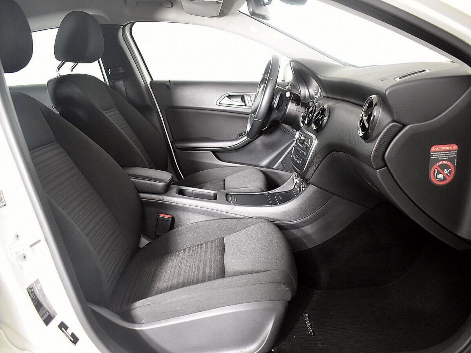 Mercedes-Benz A-Класс 1.6 РКПП, 2017, 79 000 км фото 7