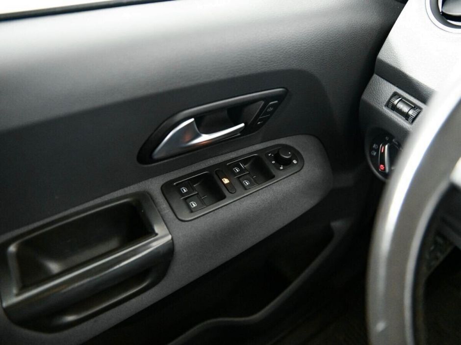 Volkswagen Amarok 2.0 МКПП, 2014, 121 000 км фото 10