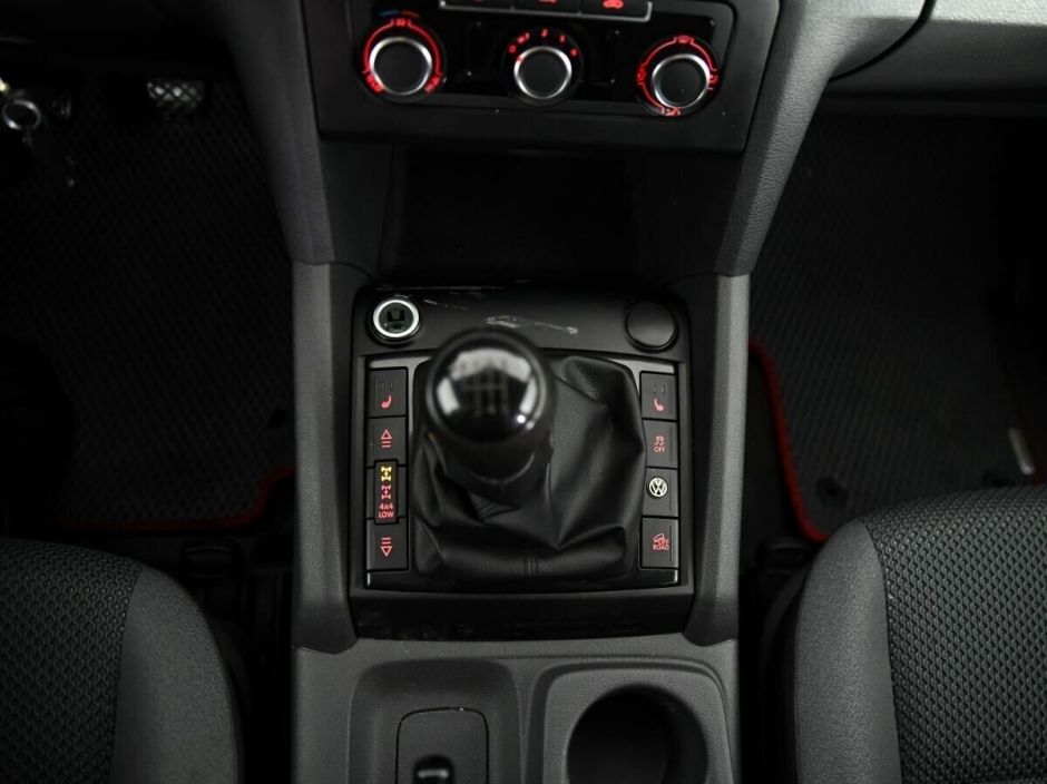 Volkswagen Amarok 2.0 МКПП, 2013, 120 000 км фото 8