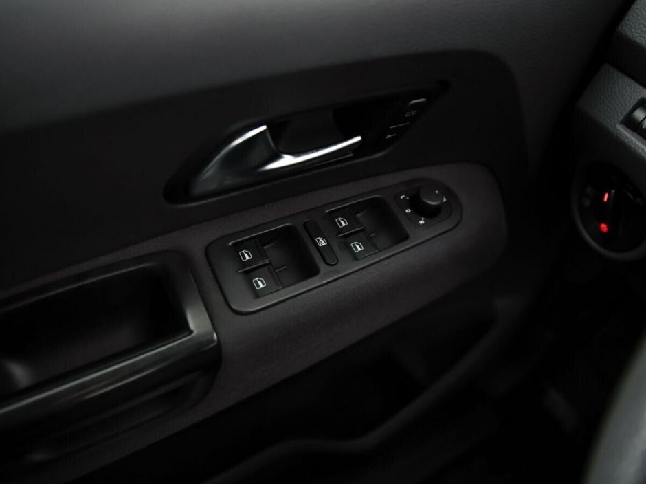 Volkswagen Amarok 2.0 АКПП, 2013, 131 000 км фото 8