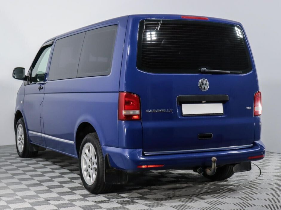 Volkswagen Caravelle 2.0 МКПП, 2012, 135 000 км фото 4