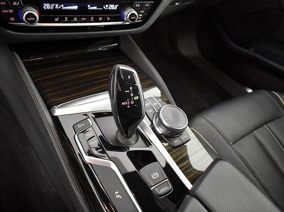 BMW 5 серии 2.0 АКПП, 2018, 61 000 км фото 9