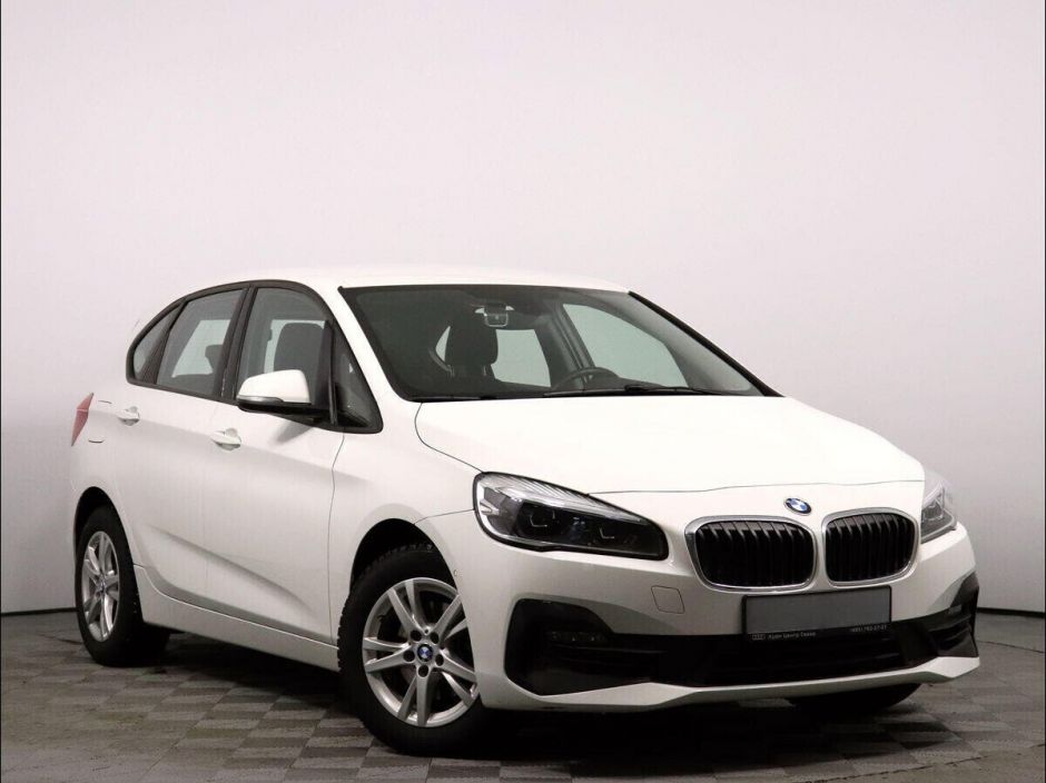 BMW 2 серии Active Tourer 1.5 РКПП, 2019, 50 000 км фото 3