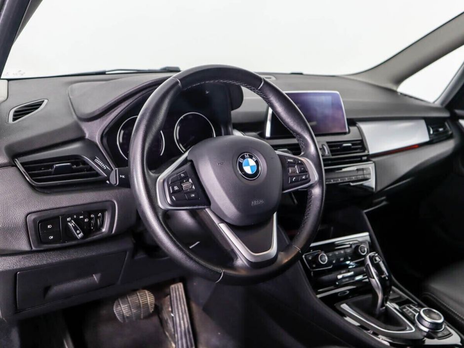 BMW 2 серии Gran Tourer 2.0 АКПП, 2018, 68 000 км фото 5