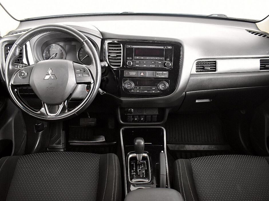 Mitsubishi Outlander 2.0 CVT, 2017, 73 000 км фото 7