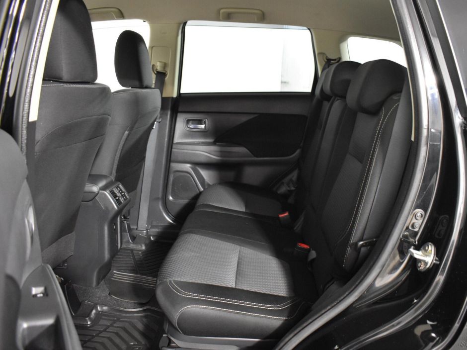 Mitsubishi Outlander 2.0 CVT, 2019, 51 000 км фото 12