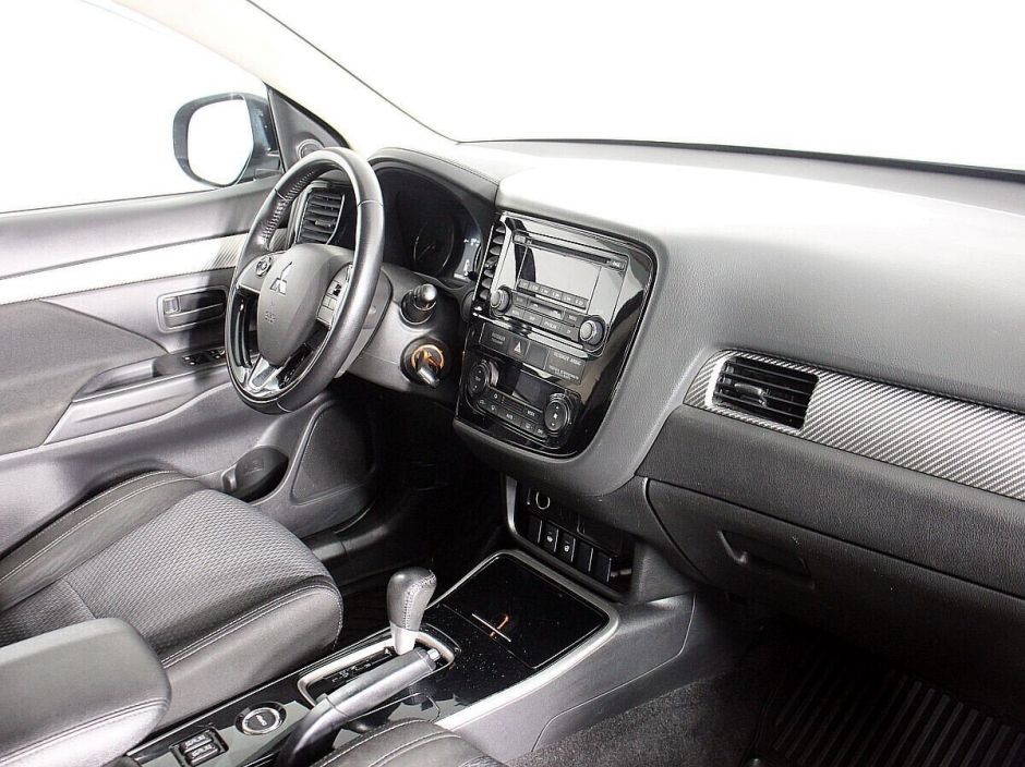 Mitsubishi Outlander 2.0 CVT, 2017, 74 000 км фото 10