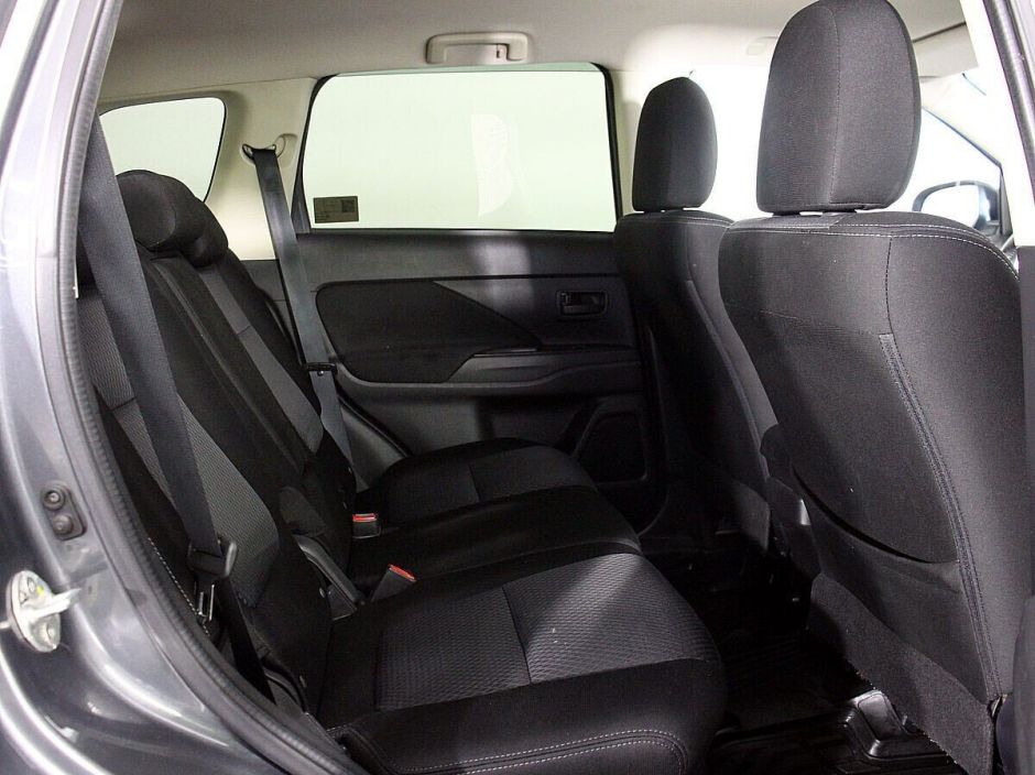 Mitsubishi Outlander 2.0 CVT, 2017, 74 000 км фото 12