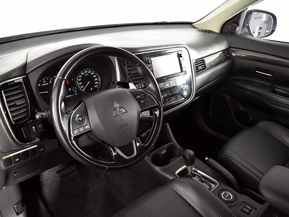 Mitsubishi Outlander 2.4 CVT, 2016, 95 000 км фото 6