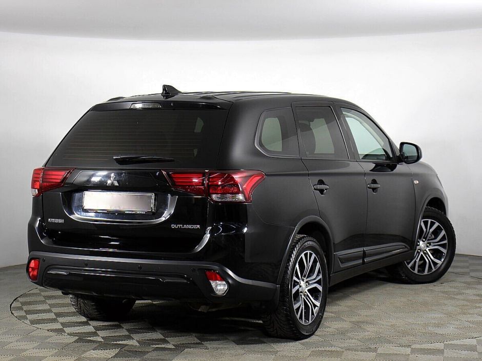 Mitsubishi Outlander 2.0 CVT, 2019, 52 000 км фото 3