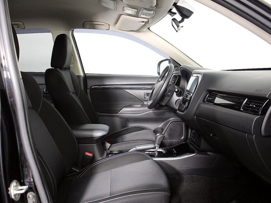 Mitsubishi Outlander 2.0 CVT, 2019, 53 000 км фото 10