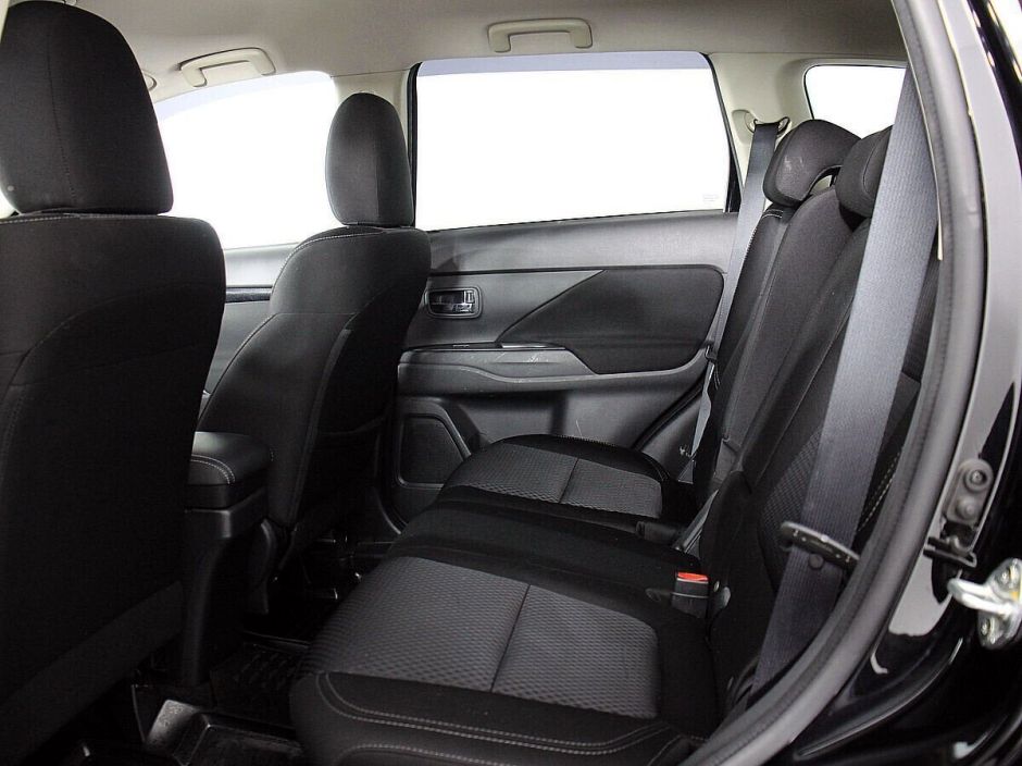 Mitsubishi Outlander 2.0 CVT, 2019, 53 000 км фото 11