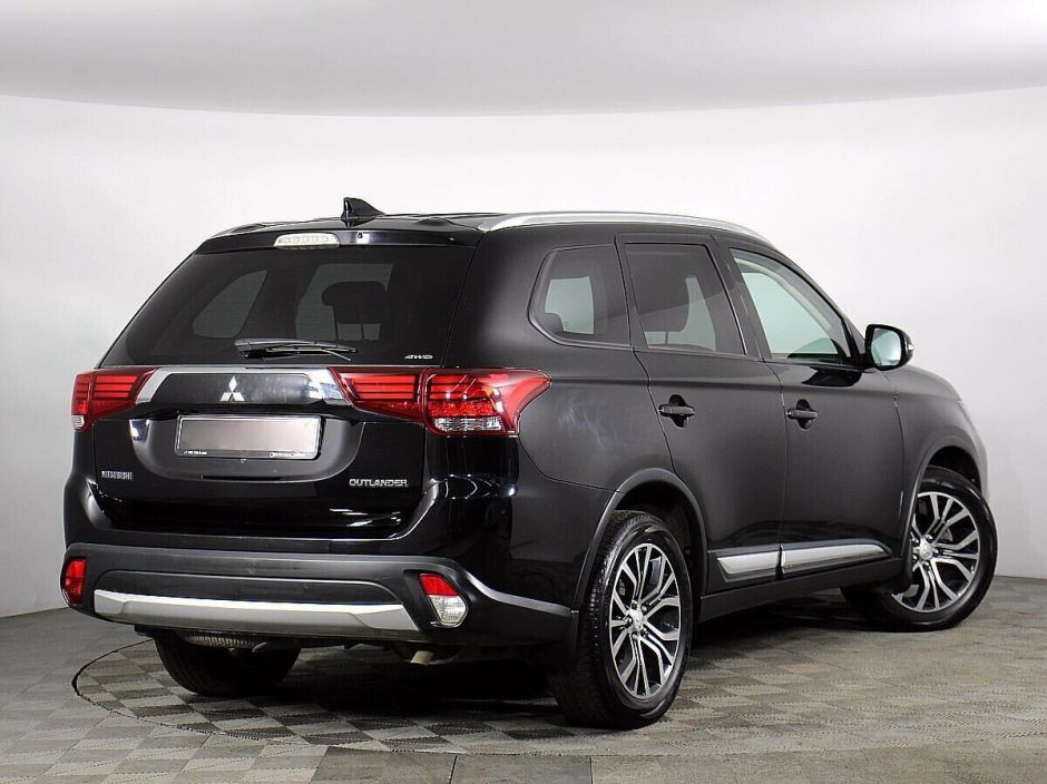 Mitsubishi Outlander 2.4 CVT, 2017, 83 000 км фото 3