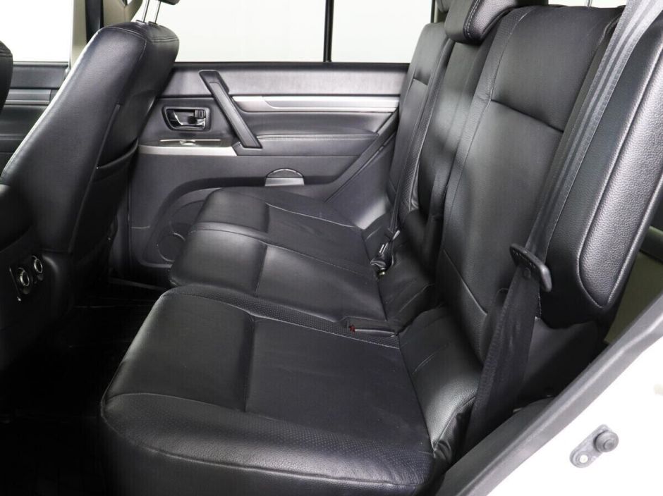 Mitsubishi Pajero 3.5 АКПП, 2014, 108 000 км фото 9