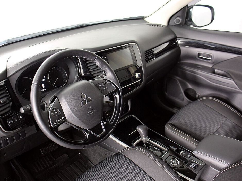 Mitsubishi Outlander 2.0 CVT, 2020, 41 000 км фото 6