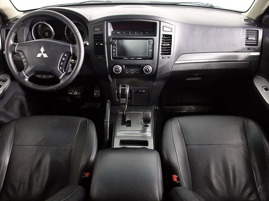 Mitsubishi Pajero 3.0 АКПП, 2013, 127 000 км фото 7