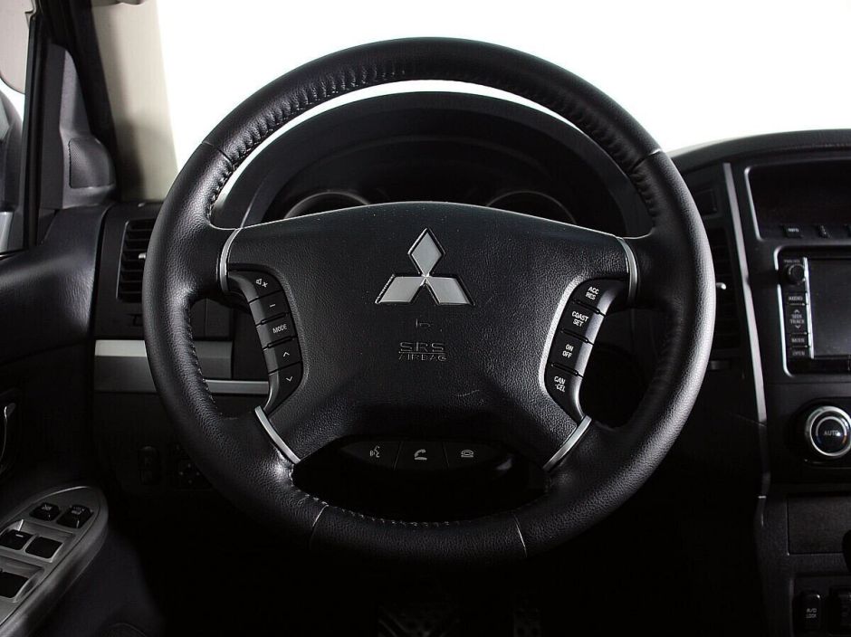 Mitsubishi Pajero 3.0 АКПП, 2013, 127 000 км фото 8