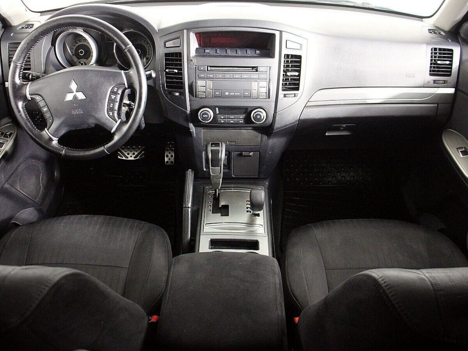 Mitsubishi Pajero 3.0 АКПП, 2012, 140 000 км фото 7