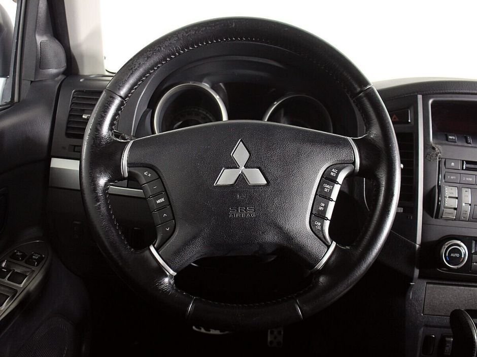 Mitsubishi Pajero 3.0 АКПП, 2012, 140 000 км фото 8