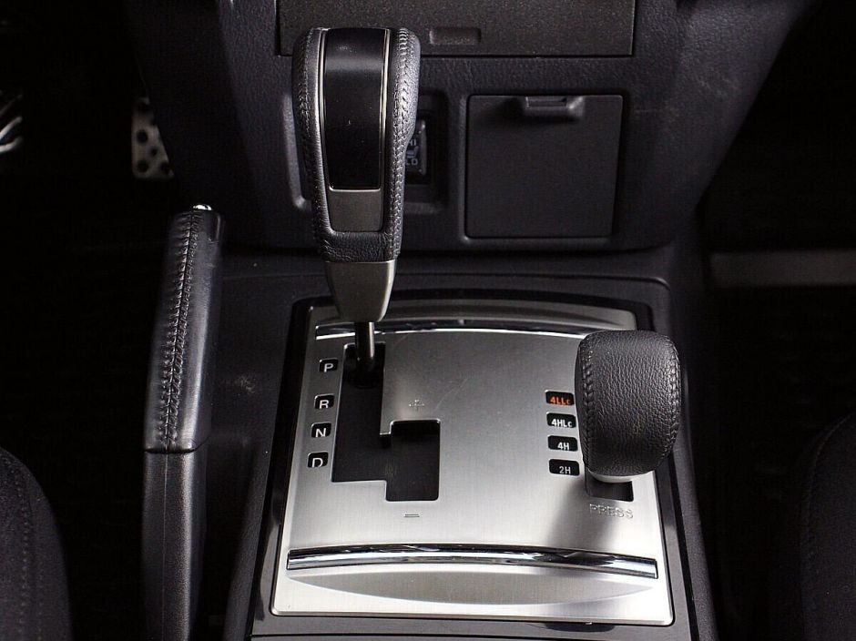 Mitsubishi Pajero 3.0 АКПП, 2015, 101 000 км фото 9