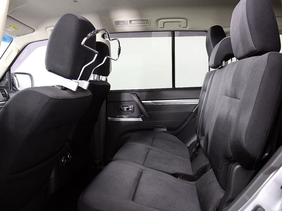 Mitsubishi Pajero 3.0 АКПП, 2015, 101 000 км фото 10