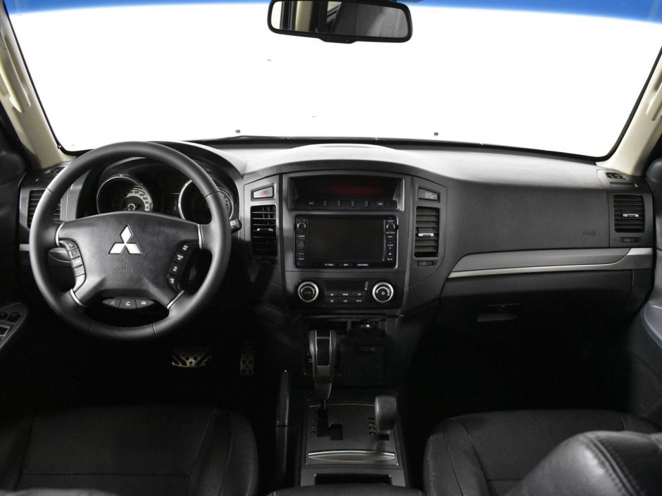 Mitsubishi Pajero 3.2 АКПП, 2014, 109 000 км фото 6