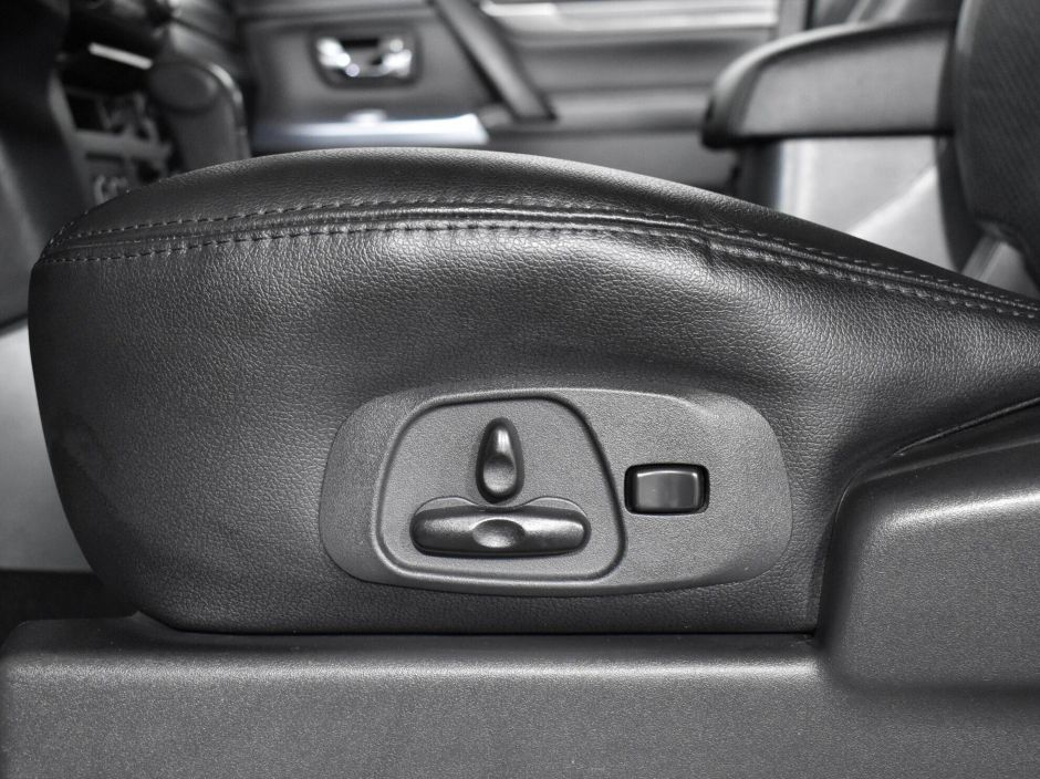 Mitsubishi Pajero 3.2 АКПП, 2014, 109 000 км фото 15