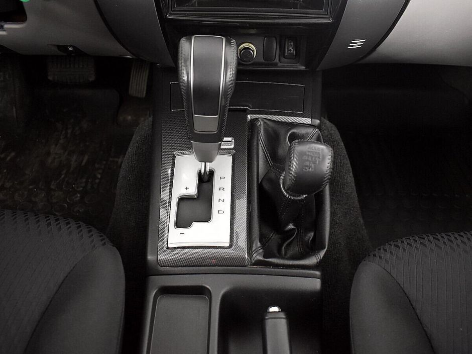 Mitsubishi Pajero Sport 2.4 АКПП, 2015, 102 000 км фото 10