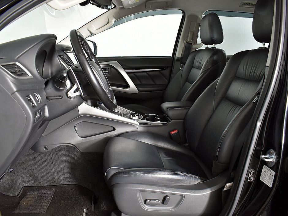 Mitsubishi Pajero Sport 3.0 АКПП, 2017, 83 000 км фото 5