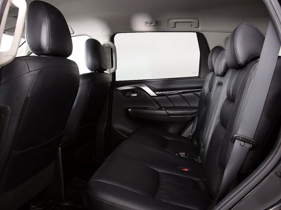 Mitsubishi Pajero Sport 3.0 АКПП, 2016, 95 000 км фото 11