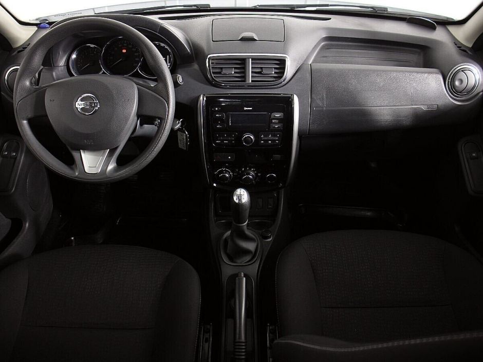 Nissan Terrano 1.6 МКПП, 2019, 47 000 км фото 8