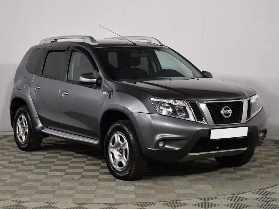 Nissan Terrano 2.0 АКПП, 2018, 65 000 км фото 3