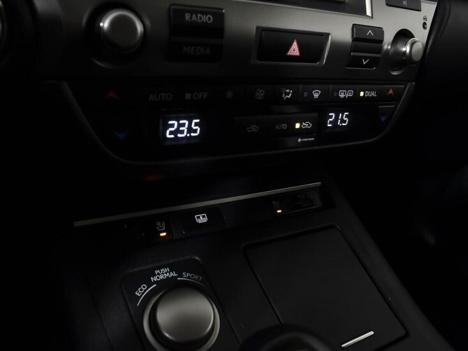 Lexus ES 2.5 АКПП, 2014, 112 000 км фото 10