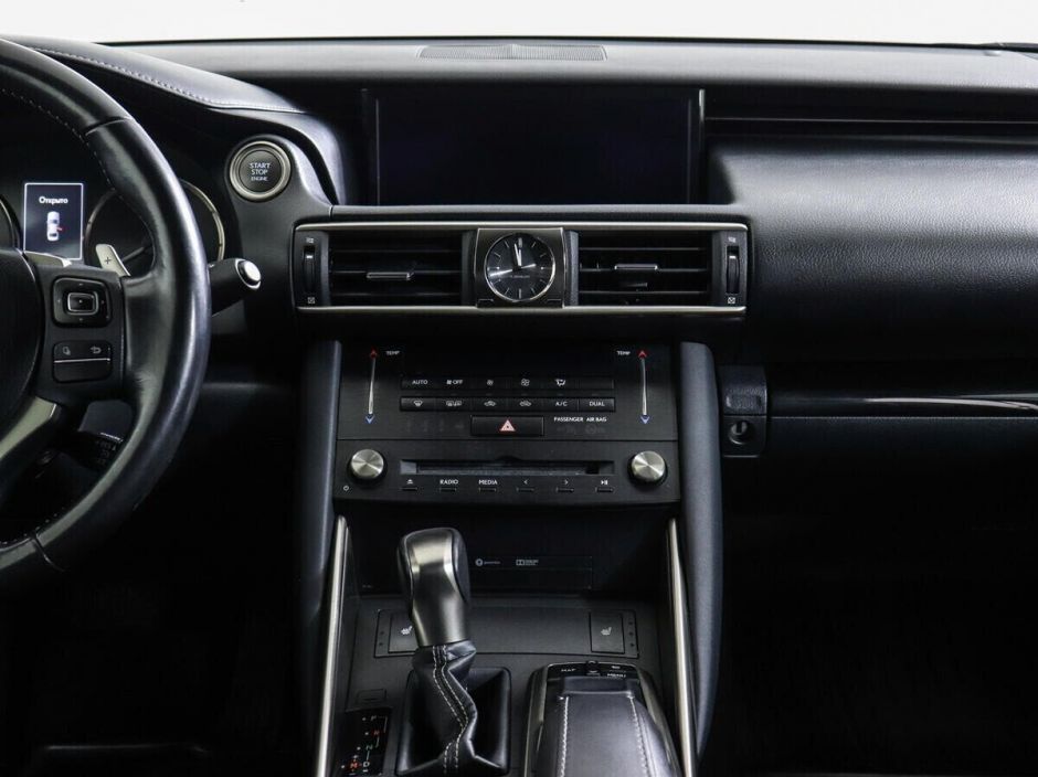 Lexus IS 2.0 АКПП, 2017, 80 000 км фото 6