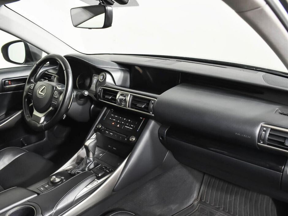 Lexus IS 2.0 АКПП, 2017, 84 000 км фото 5