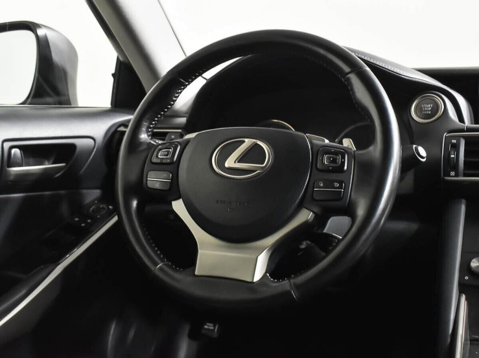 Lexus IS 2.0 АКПП, 2017, 84 000 км фото 8