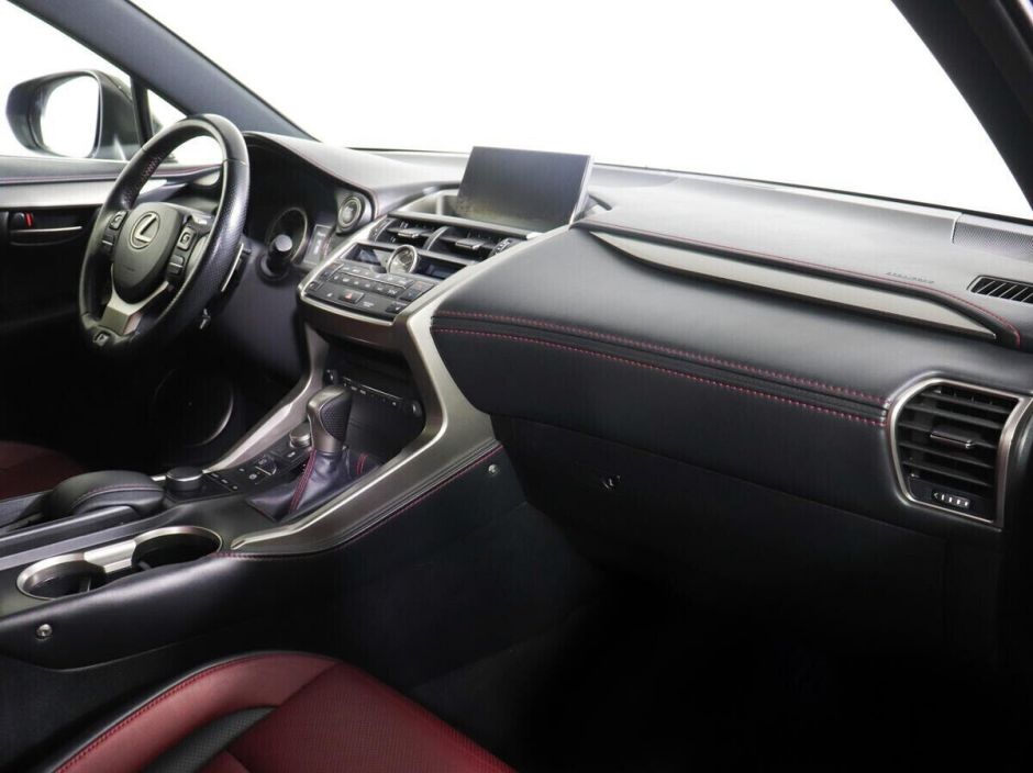 Lexus NX 2.0 АКПП, 2015, 102 000 км фото 9