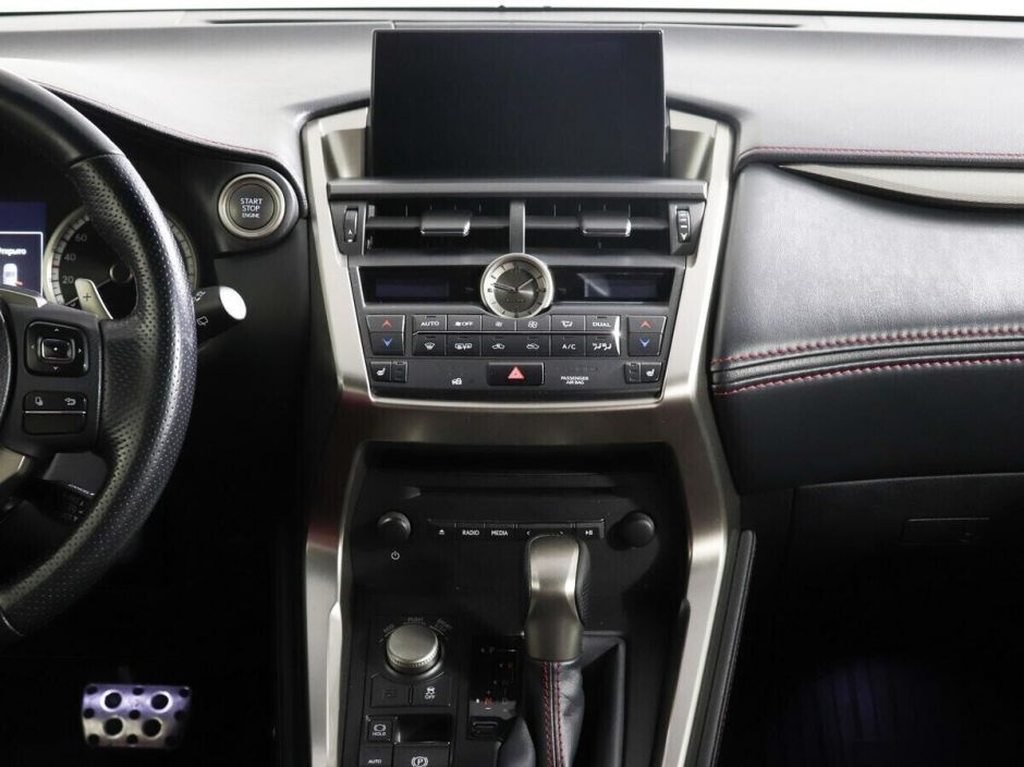 Lexus NX 2.0 АКПП, 2015, 102 000 км фото 10