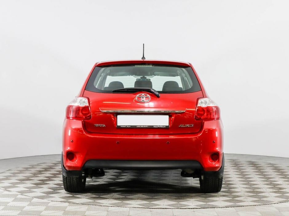 Toyota Auris 1.6 АКПП, 2011, 148 000 км фото 4