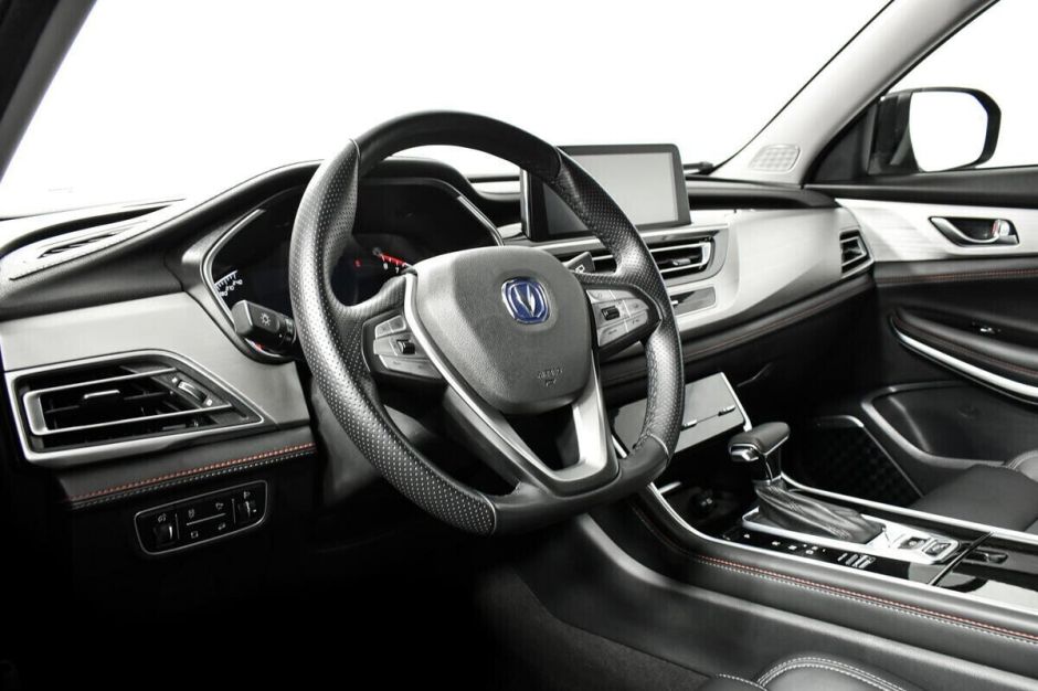 Changan CS75 1.8 АКПП, 2020, 48 000 км фото 5