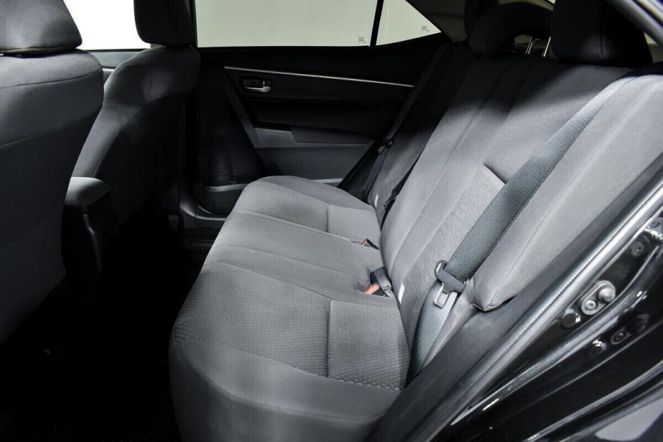 Toyota Corolla 1.6 CVT, 2017, 83 000 км фото 8