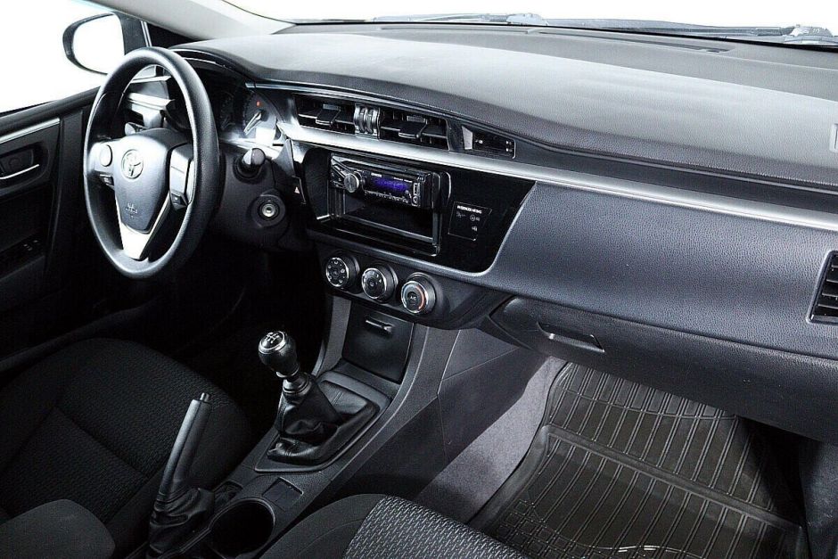 Toyota Corolla 1.6 МКПП, 2013, 128 000 км фото 8