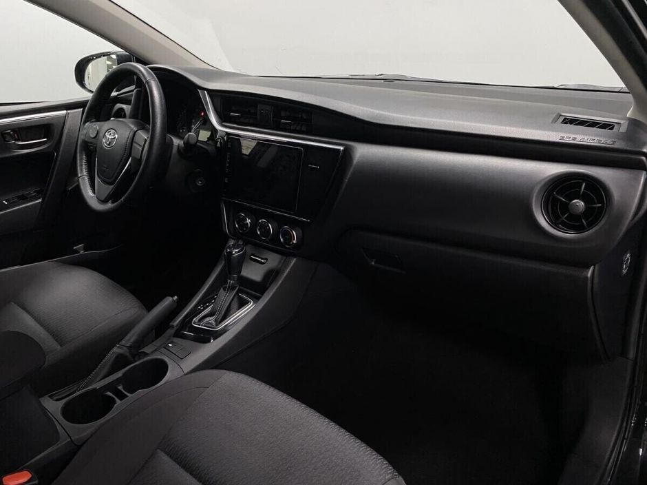Toyota Corolla 1.6 CVT, 2018, 71 000 км фото 10
