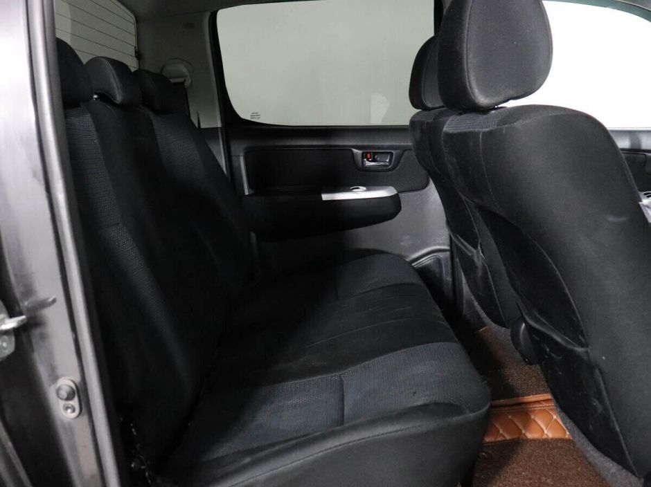 Toyota Hilux 3.0 АКПП, 2014, 112 000 км фото 8