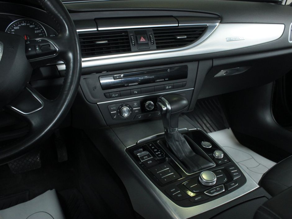 Audi A6 3.0 РКПП, 2011, 179 425 км фото 11