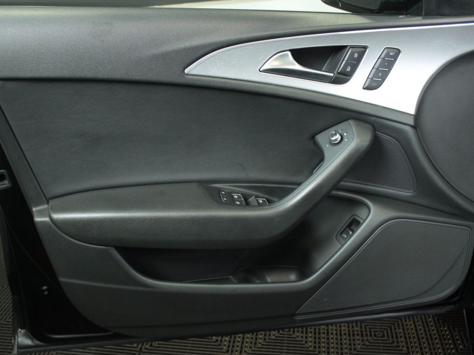 Audi A6 3.0 РКПП, 2011, 179 425 км фото 13